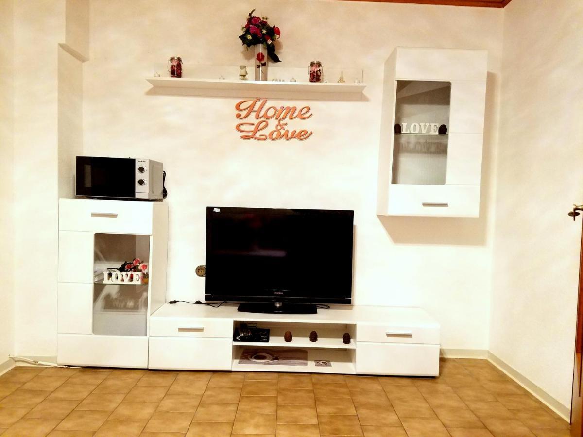 פראידברג Ferienwohnung In Friedberg מראה חיצוני תמונה