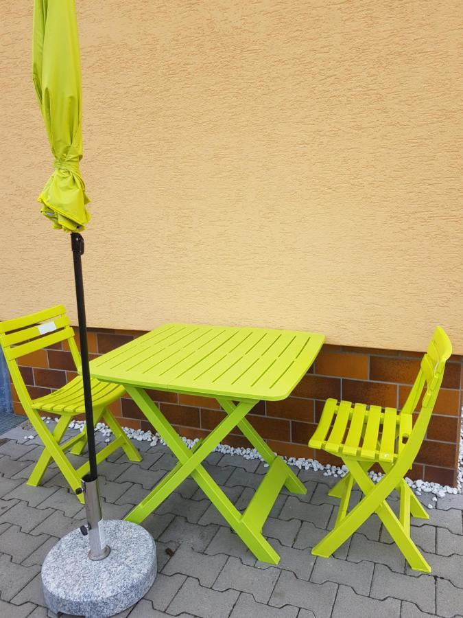 פראידברג Ferienwohnung In Friedberg מראה חיצוני תמונה